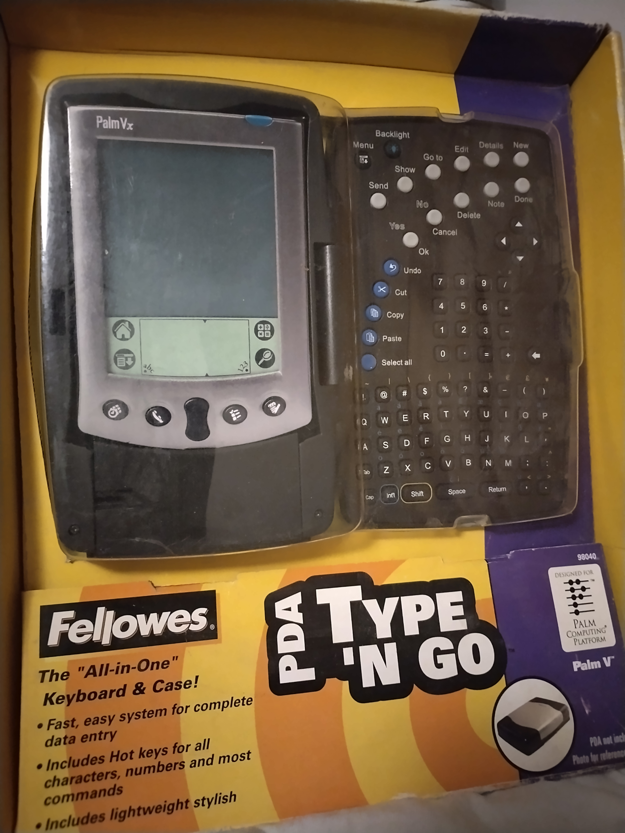 Fellowes PDA Type 'n Go driver CD (Palm V)